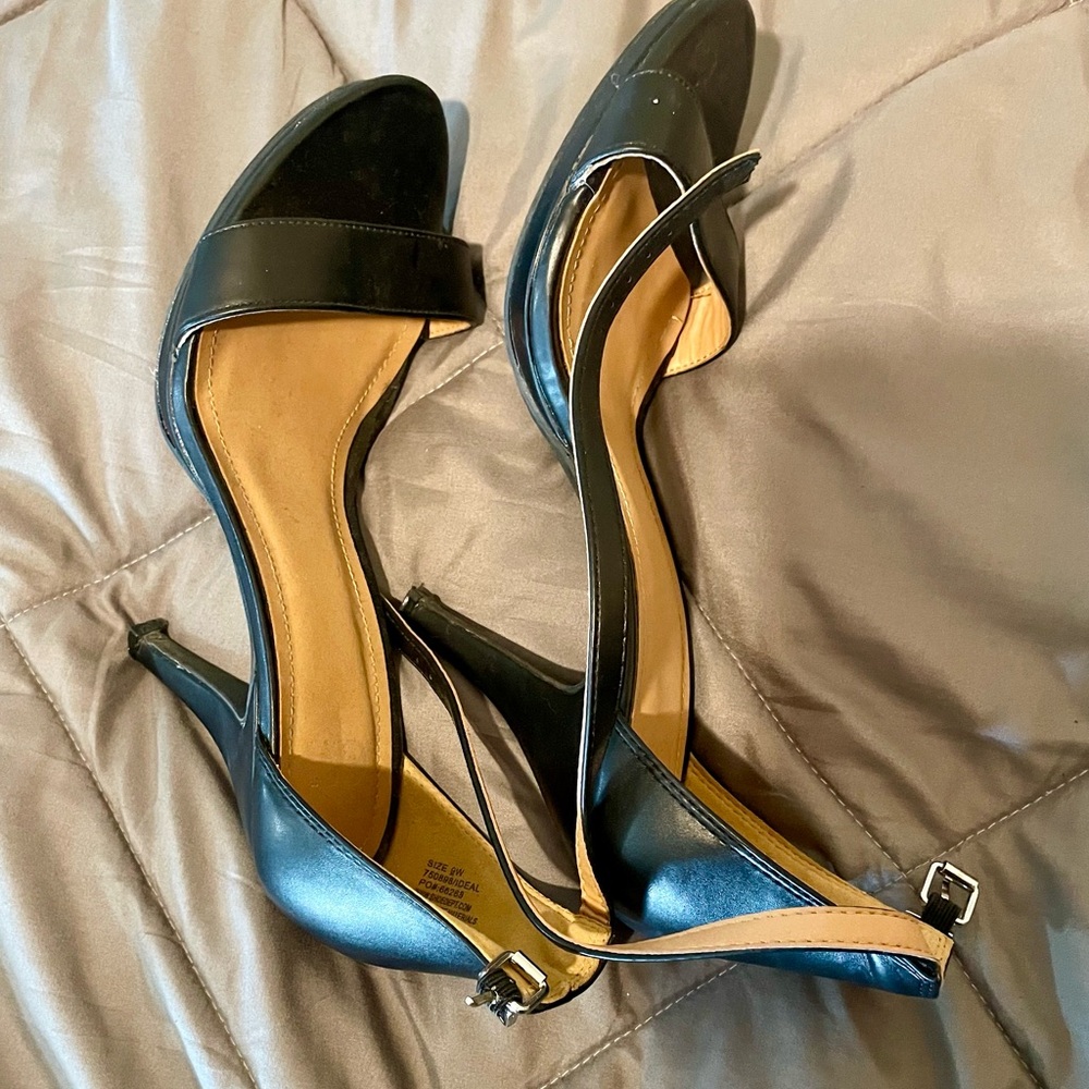4/$25 bundle deal- Elegant Black Women's Heels